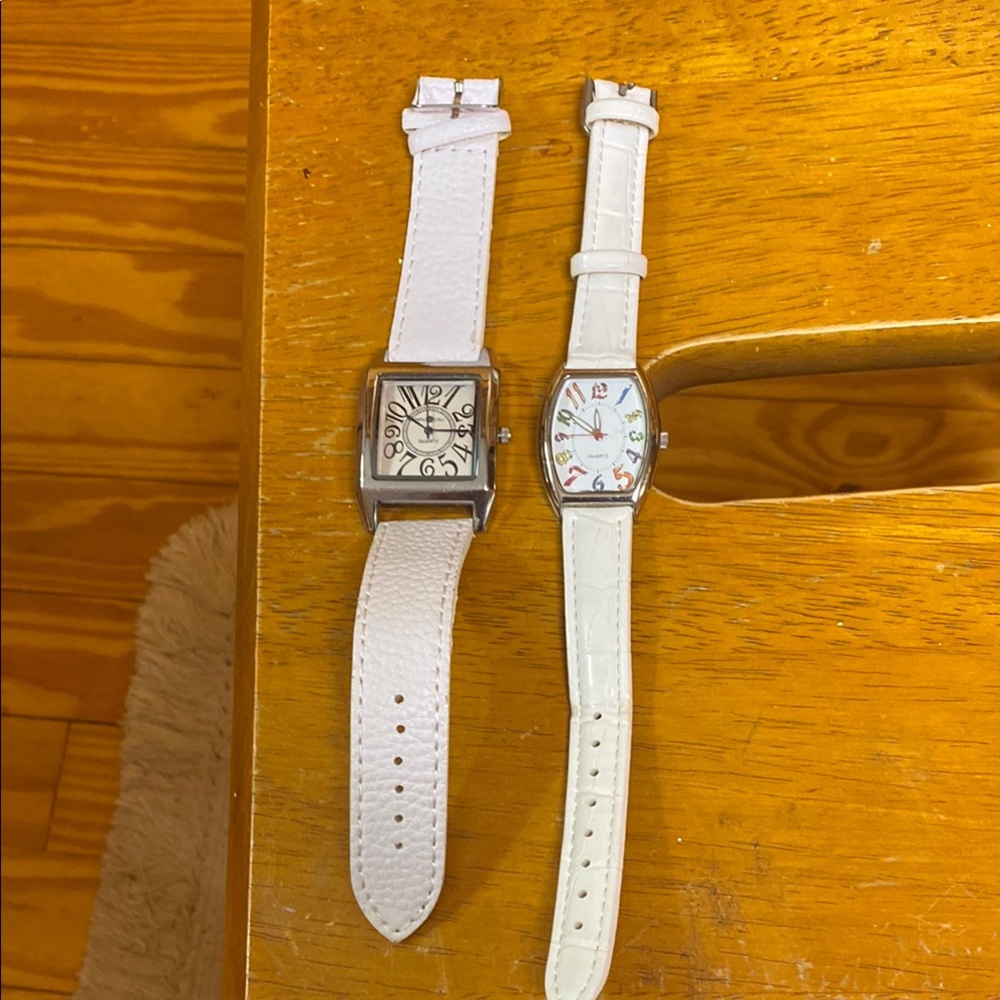Nouveau Riche Women's Watches - White and Cream